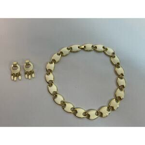 Vintage Enamel Necklace and Dangle Earring Set Gold Toned Coquette Regency